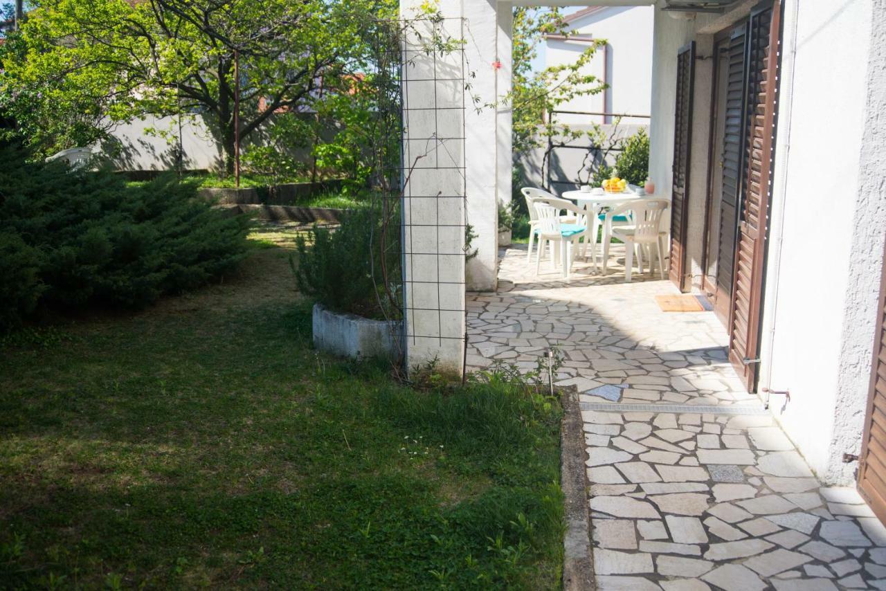 Leona Apartment Kraljevica Bagian luar foto